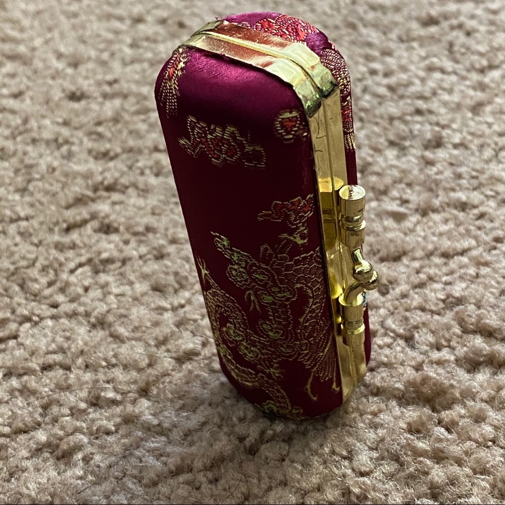 Vintage lipstick holder with mirror inside